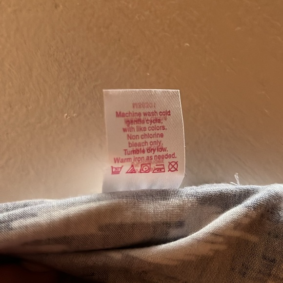 Macbeth Collection by Margaret Joseph’s Hooded Coverup with gold details - Picture 9 of 12